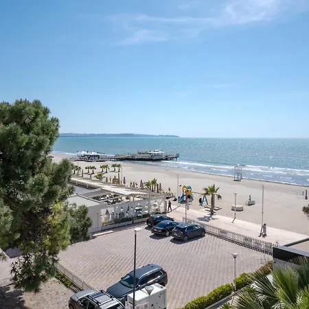 Sea View-jb -